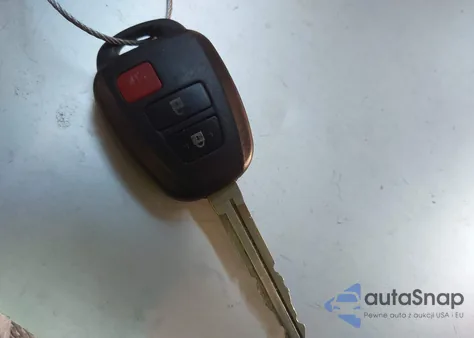 2017 Toyota Rav4 Le z USA, uszkodzony, nr VIN JTMBFREV2HJ709809